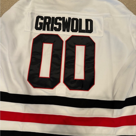 Size Small. Stitched Clark Griswold Hockey Jersey #00 Chiefs Christmas. New in… - Picture 4 of 4